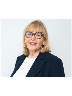 Associate - Janet Jackson - RE/MAX Living - Sea Point