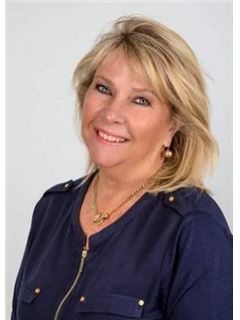 Associate - Cheryl Southgate - RE/MAX Dolphin Realtors (La Mercy)