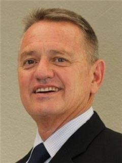 Aģents - Des Palmer - RE/MAX Superior - Mulbarton