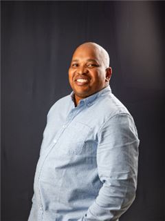 Reg. Fastighetsmäklare - Thabiso Mangoale - RE/MAX Infoglobe - Constantia Park