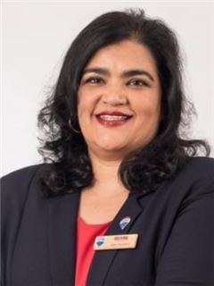 Broker/Owner - Abby Goodford - RE/MAX One Hundred Fourways