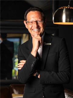 Reg. Fastighetsmäklare - Gary Sachs - RE/MAX Infoglobe - Constantia Park