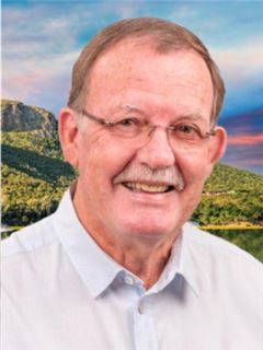 Associate - Hen Venter - RE/MAX Horizon - Hartbeespoortdam