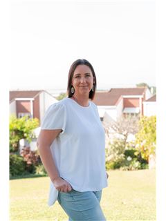 Immobilienmakler/in - Sheene Tuck - RE/MAX Panache - North Durban