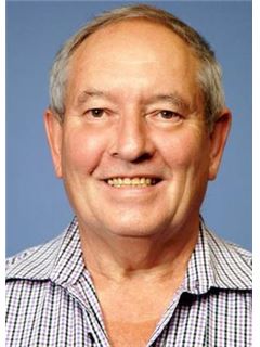 Salgskonsulent - Bill Smith - RE/MAX Coast and Country (Shelly Beach)