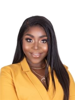 Reg. Fastighetsmäklare - Shelby Cammarata - RE/MAX Infoglobe - Constantia Park