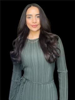 Associate - Amreen Raffee - RE/MAX Masters (Bryanston)