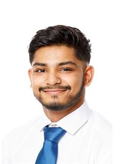 Associate - Mo Khan - RE/MAX Panache - North Durban