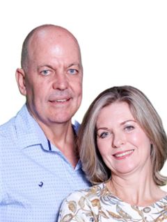 Associate - Terence McMurray - RE/MAX Dolphin Realtors (La Mercy)
