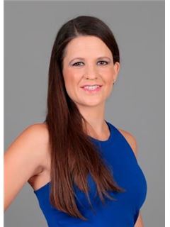 เจ้าของสำนักงาน - Nadia Aucamp - RE/MAX All Stars - Alberton