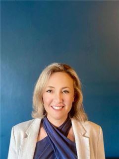 Associate - Bronwyn Spence - RE/MAX Dolphin Realtors (La Mercy)