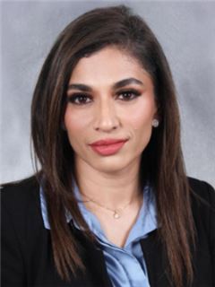 Aģents - Sadia Latib - RE/MAX Superior - Mulbarton