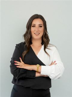 Makelaar - Nicoline van Niekerk - RE/MAX Coastal - Knysna