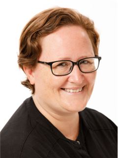 Immobilienmakler/in - Bridget McGrail - RE/MAX Address (Upper Highway)