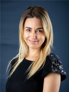 Reg. Fastighetsmäklare - Natalie Tsichlas - RE/MAX Infoglobe - Constantia Park