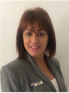 Immobilienmakler/in - Chantal Beukes - RE/MAX Panache - North Durban