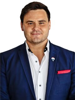 Associate - Duvan Botha - RE/MAX Unlimited (Durbanville)