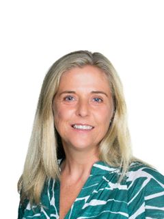 Associate - Niki Collins - RE/MAX Dolphin Realtors