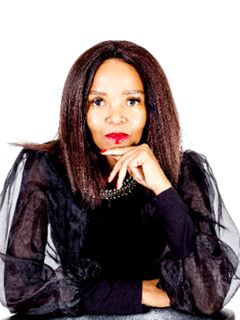 Associate - Maggie Rakuba - RE/MAX Town and Country (Krugersdorp)