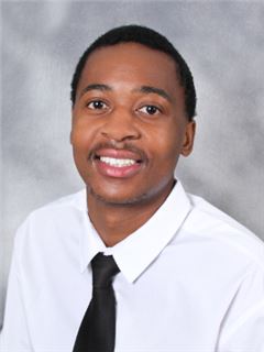 Associate - Mondli Dube - RE/MAX Finest - Alberton