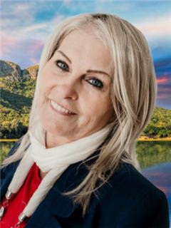 Agent - Annamarie van Niekerk - RE/MAX Horizon - Hartbeespoortdam