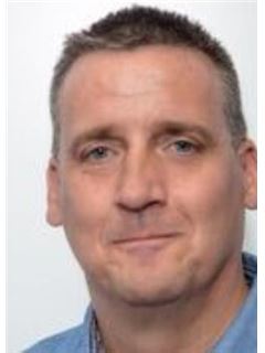 Associate - Johnny Mutton - RE/MAX Dolphin Realtors (La Mercy)