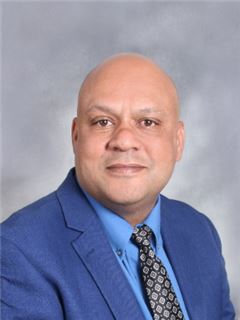 Associate - Mitchel Boyd - RE/MAX Finest - Alberton