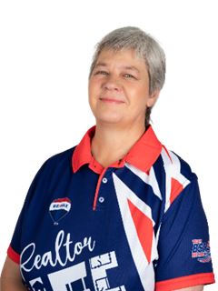 Associate - Maria Croukamp - RE/MAX Infoglobe –Midstream