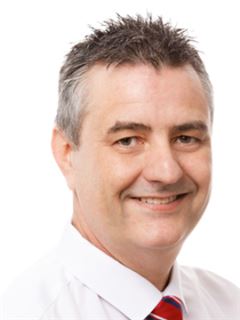 Agent - Valdis Petzer - RE/MAX Address - Berea
