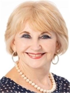 助理 - Valerie Taitz - RE/MAX Address (Umhlanga)