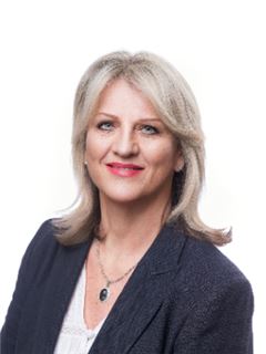 Associate - Jenny Katz - RE/MAX Living - Sea Point