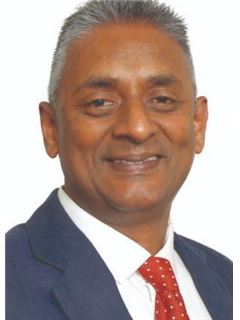Associate - Shaminthren Naidoo - RE/MAX Midlands - Hilton