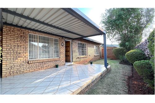 Residential - Townhouse - Equestria, Gauteng - South Africa