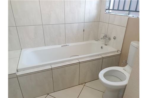 Residenziale - Casa - Ga-rankuwa, Gauteng - South Africa - 18 - 1031414106-203