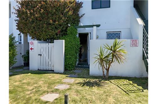 Residential - Townhouse - Rondebosch East, Western Cape - South Africa