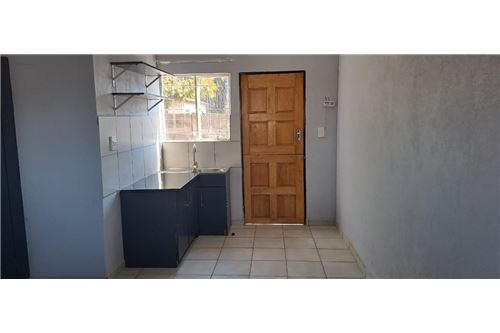 Residential - Condo/Apartment - Booysens, Gauteng - South Africa