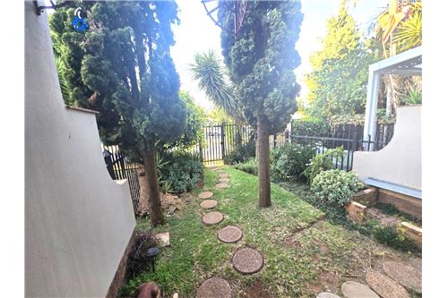 Residential - Townhouse - Kilner Park, Gauteng - South Africa