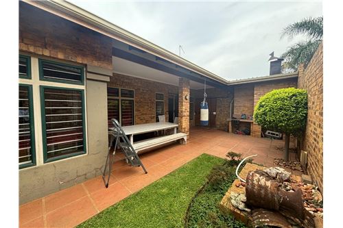 Residential - Townhouse - Faerie Glen, Gauteng - South Africa