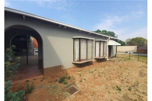 Residential - House - Muckleneuk, Gauteng - South Africa - 21 - 1031414137-49