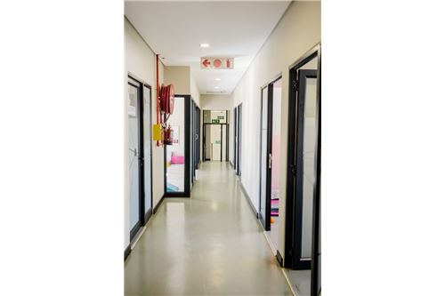 Commercial - Office - Waterkloof Glen, Gauteng - South Africa