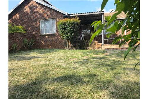 Residential - Townhouse - Cashan, North West - South Africa