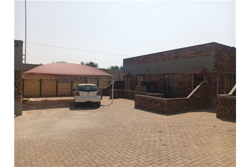 Residential - Townhouse - Hospitaalpark, Limpopo - South Africa