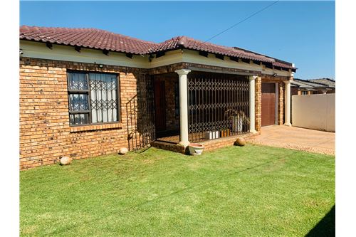 Residential - House - Protea Glen, Gauteng - South Africa - 1031422012 ...