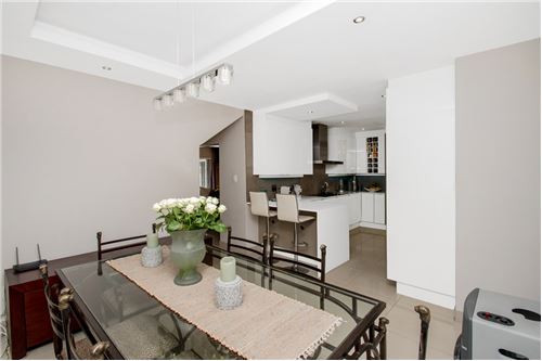 Residential - Townhouse - Morningside Manor, Gauteng - South Africa