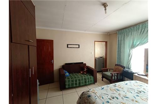 Residenziale - Casa - Soshanguve XX, Gauteng - South Africa - 16 - 1031414106-207