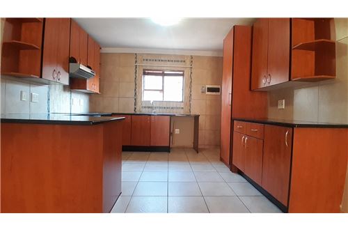 Residential - Condo/Apartment - Bartletts, Gauteng - South Africa