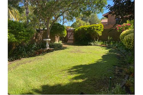 Residential - Townhouse - Die Wingerd, Western Cape - South Africa