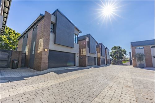 Residential - Townhouse - Menlo Park, Gauteng - South Africa