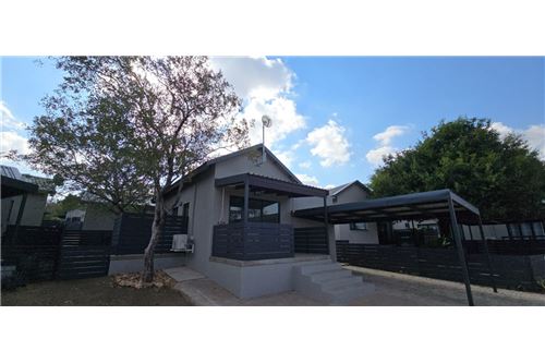 Residential - Townhouse - Hoedspruit, Limpopo - South Africa