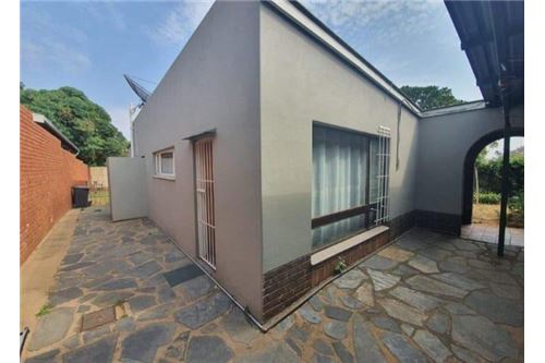 Residential - House - Muckleneuk, Gauteng - South Africa - 14 - 1031414015-775